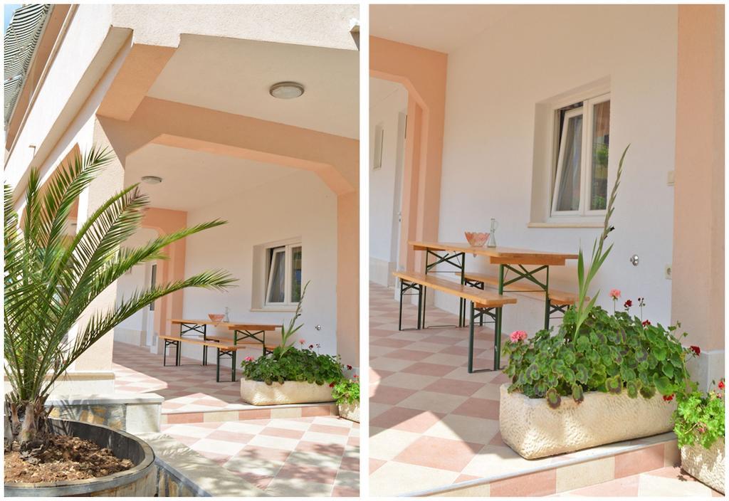 Apartments Luciano Seget Vranjica Room photo